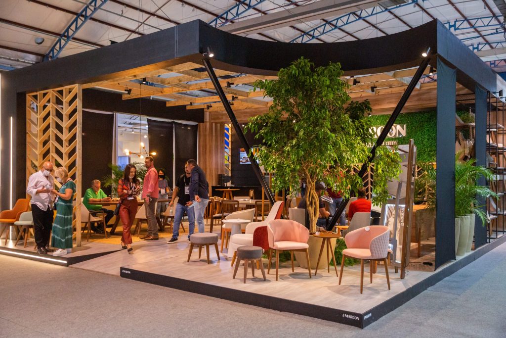 Movelsul Brasil furniture fair in Bento Gonçalves showcasing Brazilian furniture manufacturers, design brands, and sourcing opportunities for international buyers.